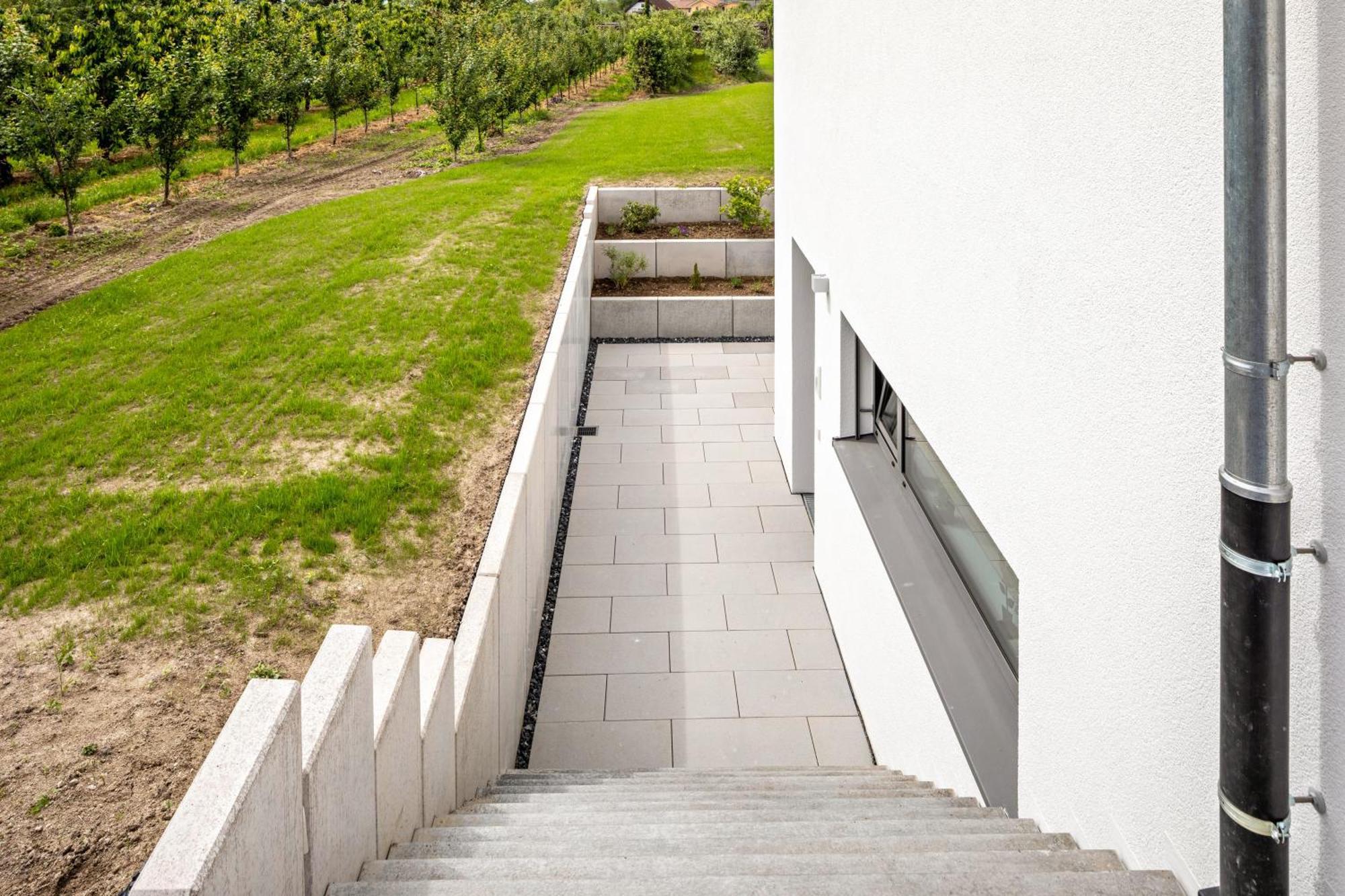 Ferienwohnung Im Obstgarten Ihringen Esterno foto